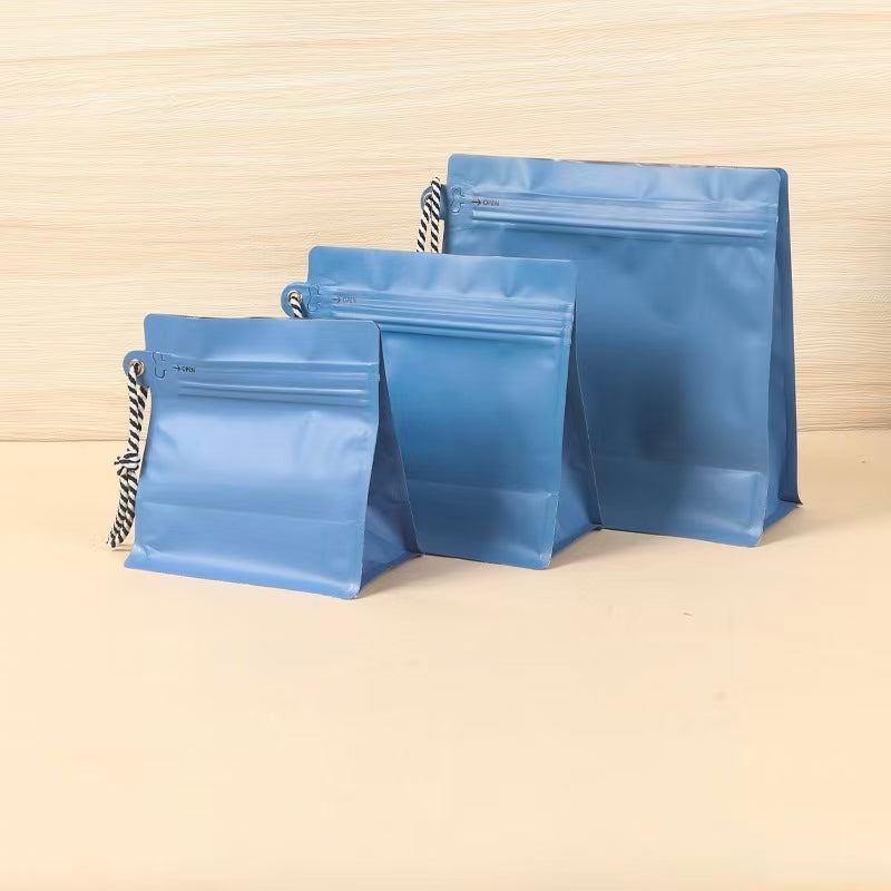 50 Bolsas para Café 250g con Cordón para Colgar, Válvula Desgasificadora y Easy Zipper | Paquete de 50